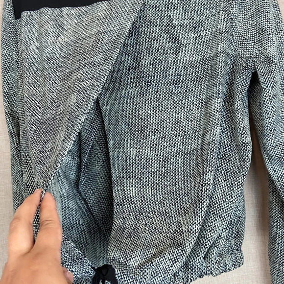 DKNY Jeans Slit Open Tie Back Hem Jacket - Picture 6 of 6